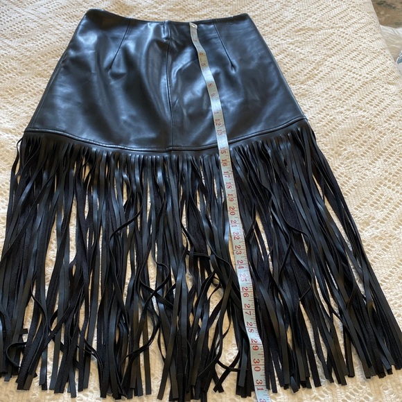 BAGATELLE NYC FAUX LEATHER SKIRT - Picture 3 of 6